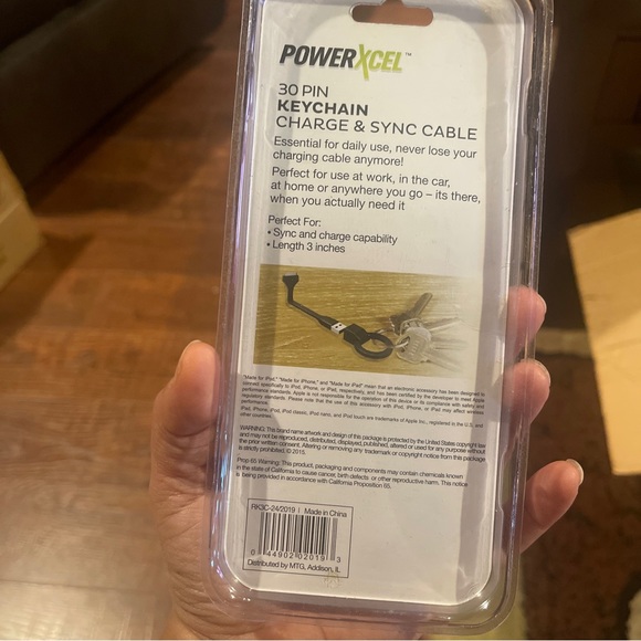 30-Pin Keychain Charge Sync Cable Perfect for on the Go iPod iPhone iPad - Picture 9 of 9